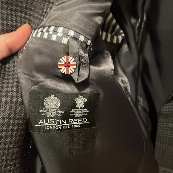 💙Very Nice Vintage Austin Reed Plaid Wool 48L Blazer - Picture 5 of 6